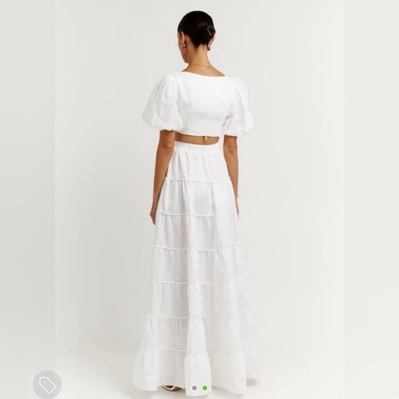 DISSH Linen Two Piece - Picture 2 of 2